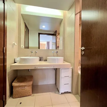 Albufeira Salgados Premium 2 With Pool By Homing 기아